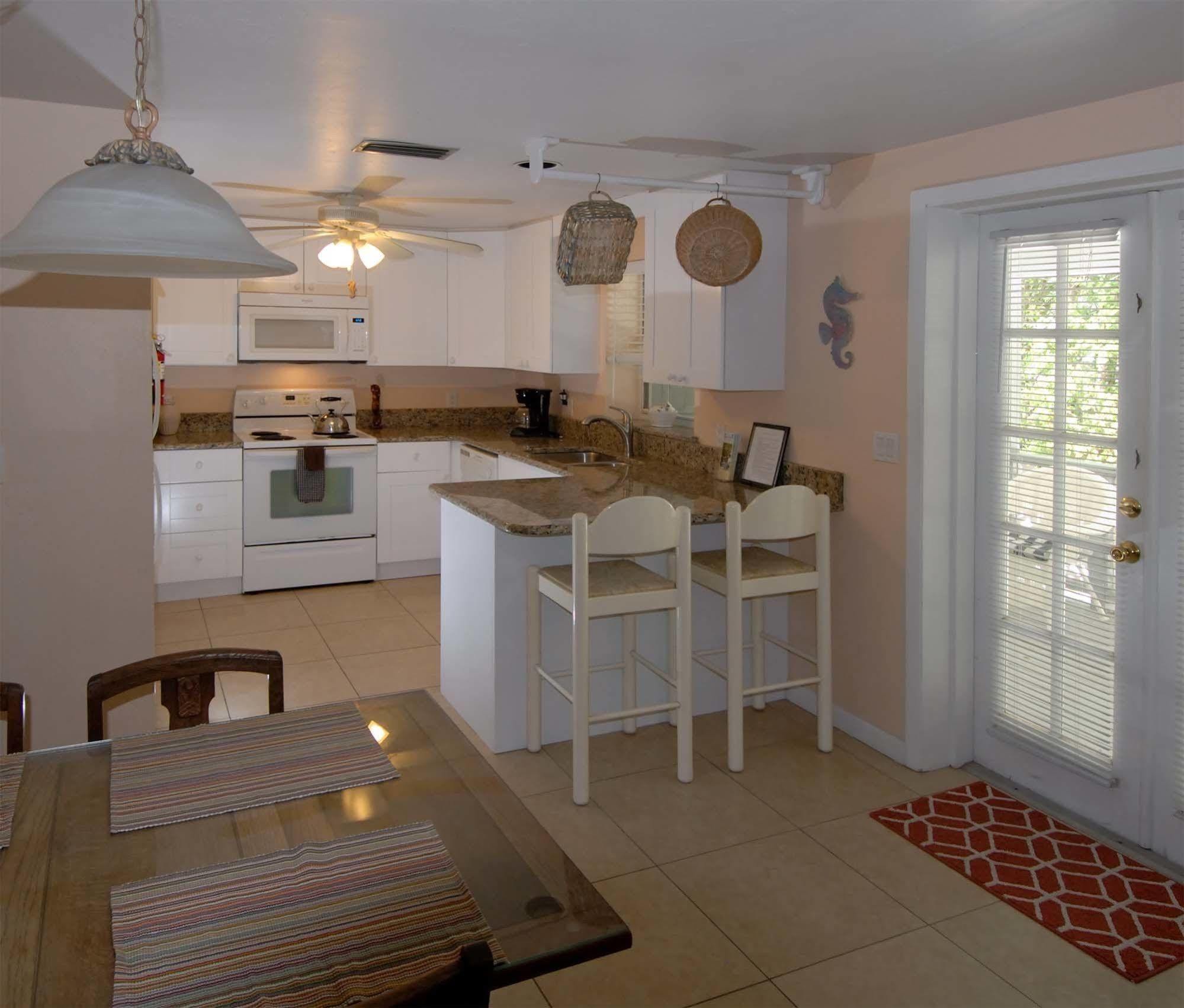 Seahorse Cottages - Adults Only Sanibel Dış mekan fotoğraf